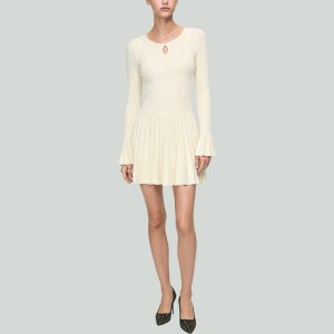 Crew Neck Long Sleeve Pleated Knitted Knee-Length Dress