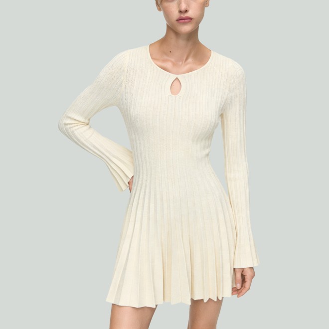 Crew Neck Long Sleeve Pleated Knitted Knee-Length Dress
