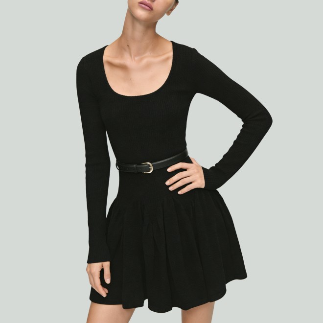 Elegant Round Neck Long Sleeve Knitted A-Line Skirt