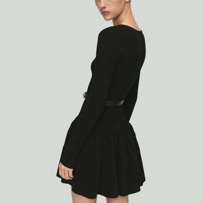 Elegant Round Neck Long Sleeve Knitted A-Line Skirt